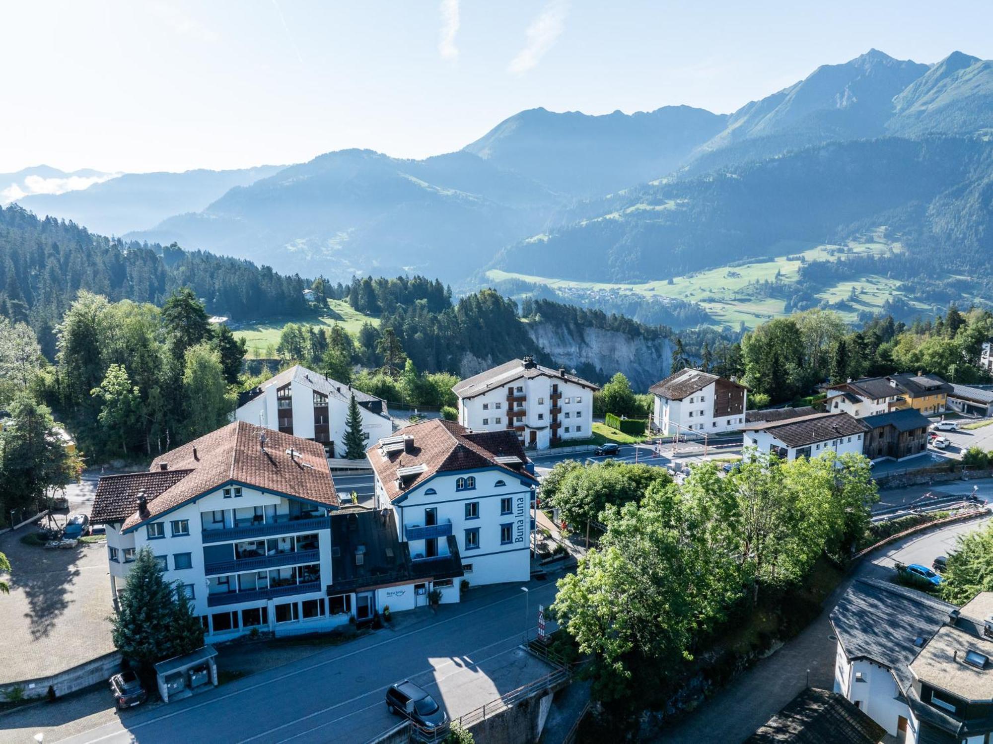 Hotel Buna Luna By Seehof Laax Luaran gambar