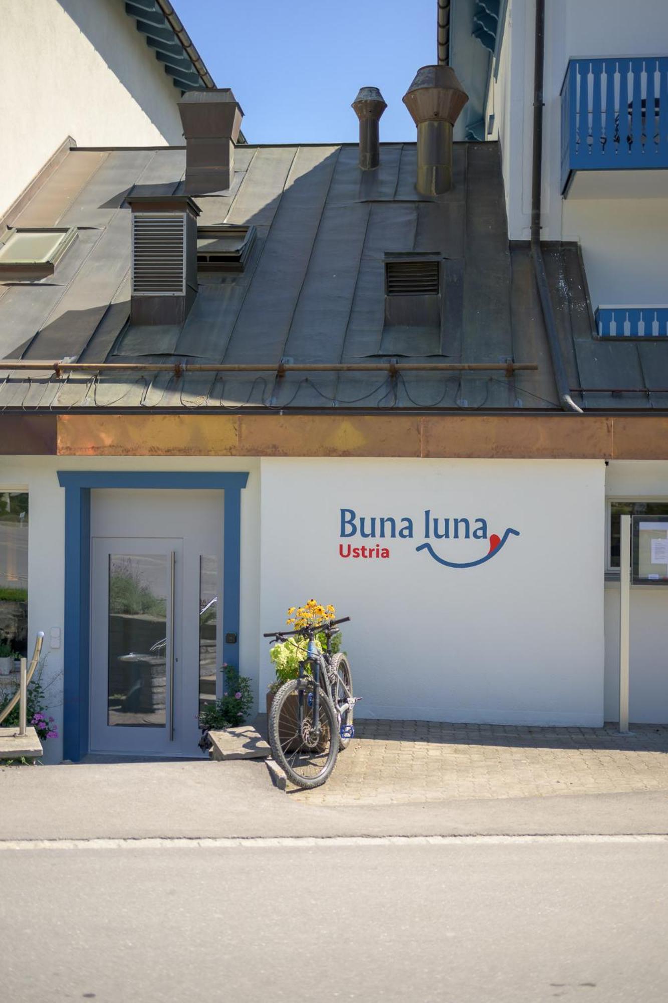 Hotel Buna Luna By Seehof Laax Luaran gambar